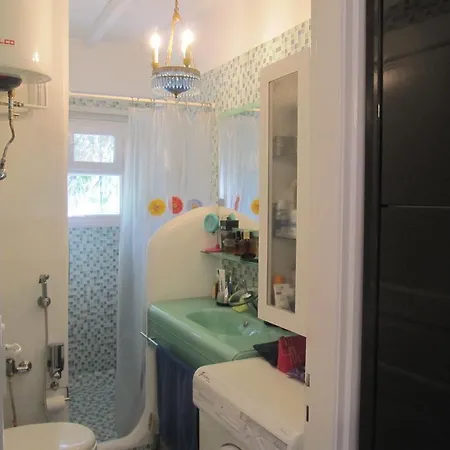 Diles Complex אורנוס